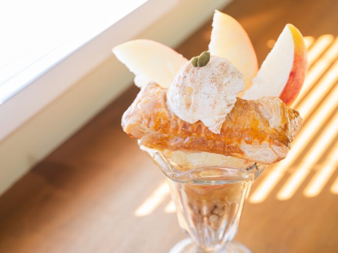 【ピーチホリデイ2025秋冬】食レポVol.10｜「アップルパフェ」by oncafé totsuna